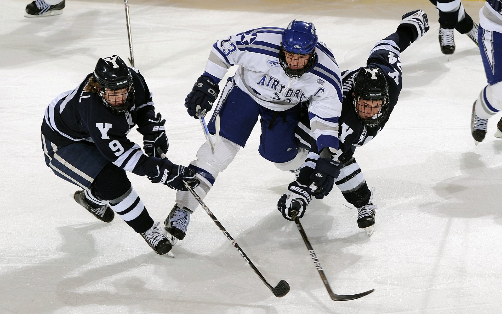 “费尔南多·比亚尔巴：阿根廷美洲狮队的进攻灵魂，未来仍有巨大潜力”