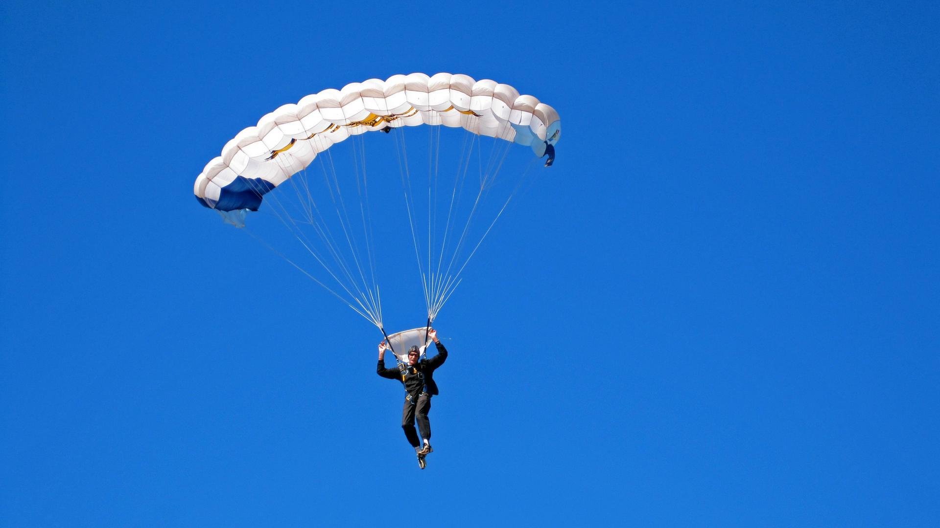 九游9游-里根·史密斯蝶泳技术动作获好评，美国蝶泳史密斯